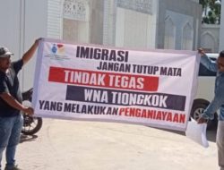 Buntut Penganiayaan,Sekelompok Masyarakat Geruduk Imigrasi Batam
