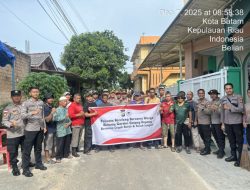 Kapolresta Barelang Memimpin Gotong Royong di Botania Garden, Wujud Kepemimpinan Humanis, Rendah Hati, dan Sinergi Polri-Masyarakat Demi Batam yang Bersih dan Nyaman