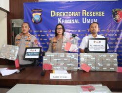 Ditreskrimum Polda Kepri Ungkap Jaringan Promosi Judi Online Internasional.Lima Orang Tersangka Diamankan