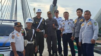Patroli Gabungan Tertibkan Parkir di Jembatan Barelang