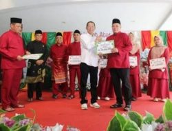 Ketua DPRD Kota Batam Terima Aksi Unjukrasa Mahasiswa UNRIKA, Siap Tindak Lanjuti Aspirasi Soal Air Bersih, Sampah, dan Tata Kelola Lahan