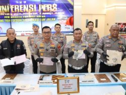 Wakapolresta Barelang Pimpin Konferensi Pers Penindakan 267 Knalpot Tidak Sesuai Spesifikasi