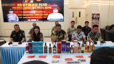 Polresta Barelang Grebek Gudang Mikol di Bengkong, Ribuan Botol Di Sita